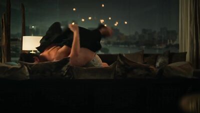 Kaley Cuoco nude - The Flight Attendant s01e01 (2020)