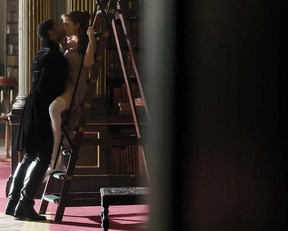 Phoebe Dynevor naked - Bridgerton s01e03-08 (2020)