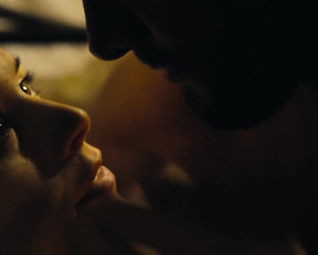 Marilou Aussilloux, Isabel Aime Gonzalez Sola - La Revolution s01e01e02e05 (2020)