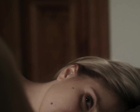 Aleksandra Nowicka naked - Przywiazanie (2019)