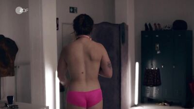 Marla Menn nude - Unter anderen Umstanden s01e17 (2020)