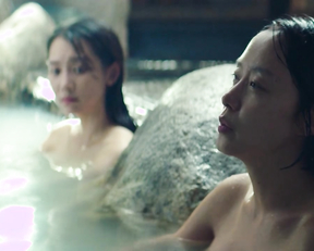 Jeon Do-yeon, Hyun Been Shin - Beasts Clawing at Straws (2020)