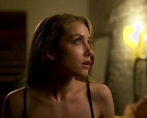 Natalya Bardo, Aglaya Tarasova, Anna Mahlina - Principless (Besprintsipnie) s01e02 (2020)