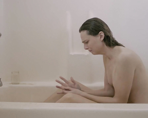 Clare Gillies, Andreja Pejic - A Bitter Fruit (2020)