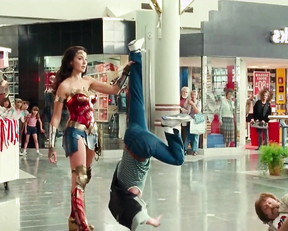 Gal Gadot, Kristen Wiig - Wonder Woman 1984 (2020)