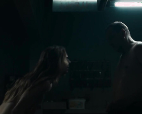 Lilith Stangenberg, Constanze Becker - Hausen s01e05-06 (2020)