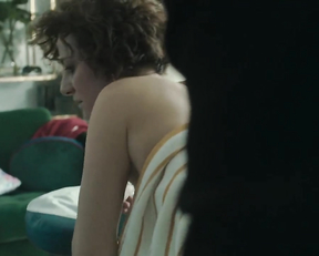 Maja Ostaszewska, Weronika Rosati, Agata Kulesza, Julia Frey - Never Gonna Snow Again (2020)