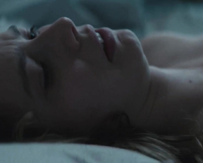 Saskia Rosendahl nude - Mein Ende. Dein Anfang. (2019)