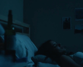 Dylan Gelula nude - Shithouse (2020)