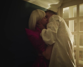 Polina Guhman, Elizaveta Ishchenko - Sama dura s01e08-10 (2020)