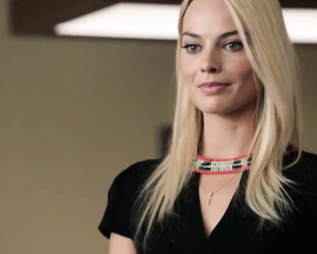 Margot Robbie naked - Bombshell (2019)