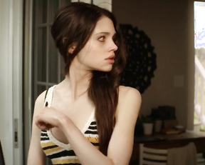 India Eisley, Devyn Inez Fusaro, Sydney Park - Dead Reckoning (2020)