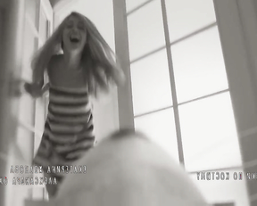 Clara Bela, Irina Temicheva - Paradoksy (2020)