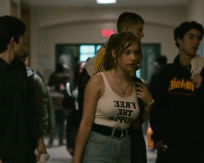 Odessa A'zion, Marcela Avelina - Grand Army s01e01e02e05 (2020)