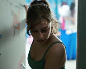 Odessa A'zion, Marcela Avelina - Grand Army s01e01e02e05 (2020)