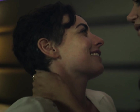 Billie Piper, Leila Farzad, Margaret Ann Bain - I Hate Suzie s01e05-06 (2020)