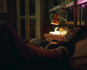 Billie Piper, Leila Farzad, Margaret Ann Bain - I Hate Suzie s01e05-06 (2020)