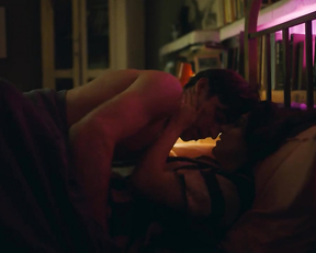 Billie Piper, Leila Farzad, Margaret Ann Bain - I Hate Suzie s01e05-06 (2020)