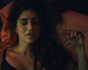 Billie Piper, Leila Farzad, Margaret Ann Bain - I Hate Suzie s01e05-06 (2020)