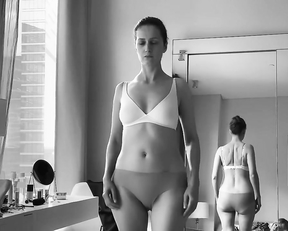 Viktoriya Isakova nude - Nezhnost s01e02e04 (2020)