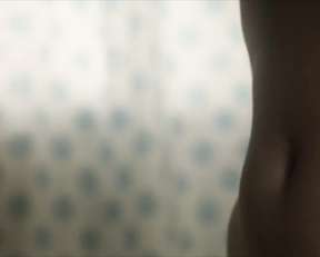 Victoria Sarasibar naked - Caballo de Mar (2020)