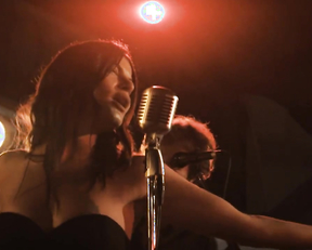 Sophie-Marie Larrouy naked - Cheyenne Lola s01e04 (2020)