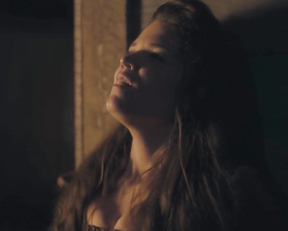 Diana Bentley, Jessica Matten, Katie McGrath - Frontier s02 (2017)