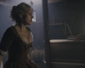 Diana Bentley, Jessica Matten, Katie McGrath - Frontier s02 (2017)