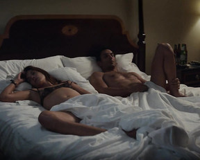 Stefania LaVie Owen, Michelle Monaghan - Messiah s01e08-09