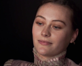 Ella Rumpf nude - Freud Katharsis (2020)