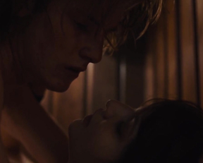 Lisa Vicari nude - Dark s03e02-04 (2020)