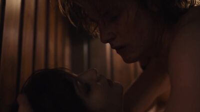 Lisa Vicari nude - Dark s03e02-04 (2020)
