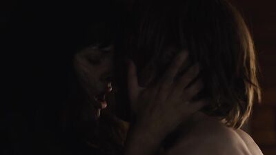 Lisa Vicari nude - Dark s03e02-04 (2020)
