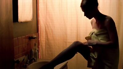 Claire Danes, Bridgette Wilson - Shopgirl (2005)