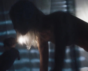 Sasha Luss, Lera Abova - Anna (2019)