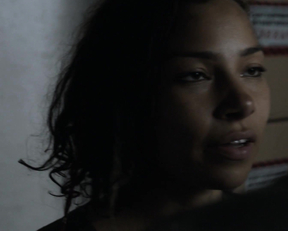 Jessalyn Wanlim, Lyndon Smith, Jessica Parker Kennedy - Colony s02e05e07 (2017)