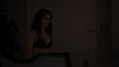 Lili Reinhart, Camila Mendes - Riverdale s04e14 (2020)