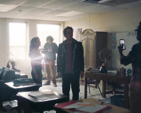 Cindy Vela nude - Run Hide Fight (2020)