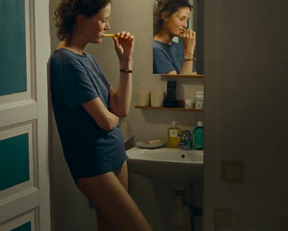 Vicky Krieps nude - Bergman Island (2021)