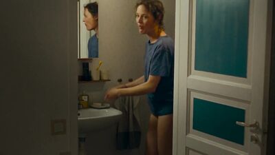 Vicky Krieps nude - Bergman Island (2021)
