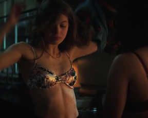 Kiana Madeira nude - Fear Street Part 1 1994 (2021)