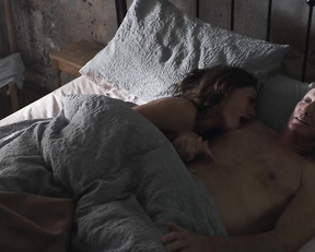 Phoebe Tonkin naked - Bloom s01e02-04 (2019)