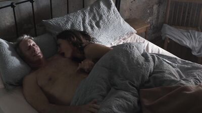 Phoebe Tonkin naked - Bloom s01e02-04 (2019)