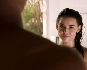 Danielle Campbell naked - Famous in Love s02e02 (2018)
