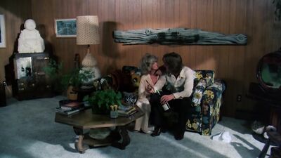 Connie Stevens, Ingrid Cedergren - Scorchy (1976)