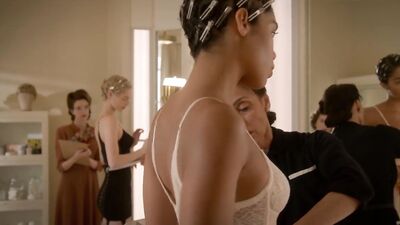 Samara Weaving naked - Hollywood s01e03-07 (2020)