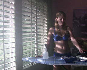 Camilla Belle, Katy Mixon, Elisha Cuthbert, Edie Falco – The Quiet (2005)