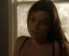 Lauren German naked - Happy Town s01e03-04 (2010)