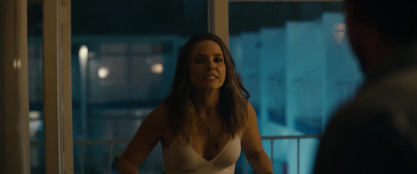 Sophia Bush nude - Hard Luck Love Song (2020) : MoviesSexScenes