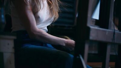 Amanda Seyfried, Natalia Dyer - Things Heard  Seen (2021)